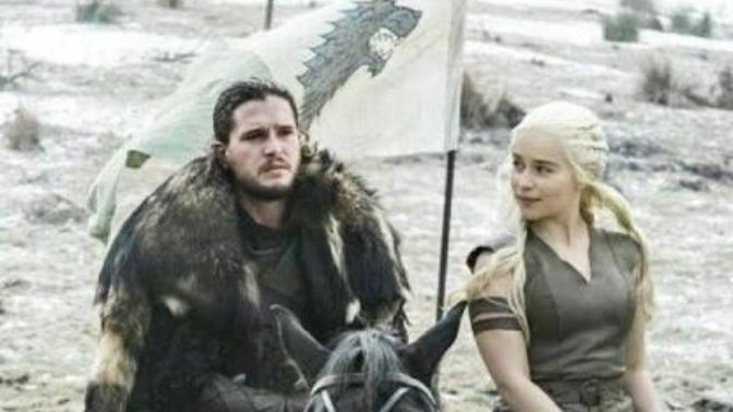 Game Of Thrones Jon Snow ve Khaleesi arasında duygusal bir yaklaşım olacak mi sizce?
