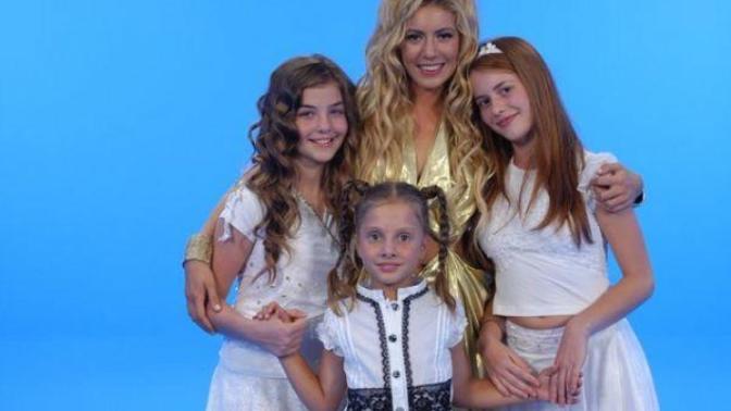 Çocukluğumuzun kabusu ''Selena'' Dizisi Geri Dönüyor! Siz daha önce Diziyi izliyor muydunuz?