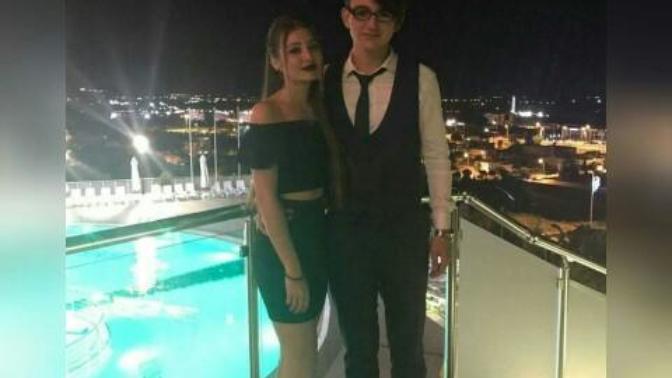 Nasilizz yakisiyormuyuzz arkadaşlar sevgilim 1 90 benim boyum 1.68 kilom 52 genelde benzedigimizi düşünüyorlar sizce?