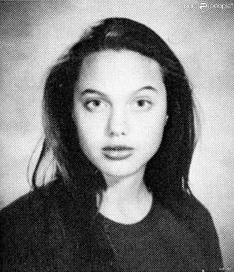 Arkadaşlarım beni Angelina Jolie'nin küçüklüğüne benzetiyor sizce güzel mi??