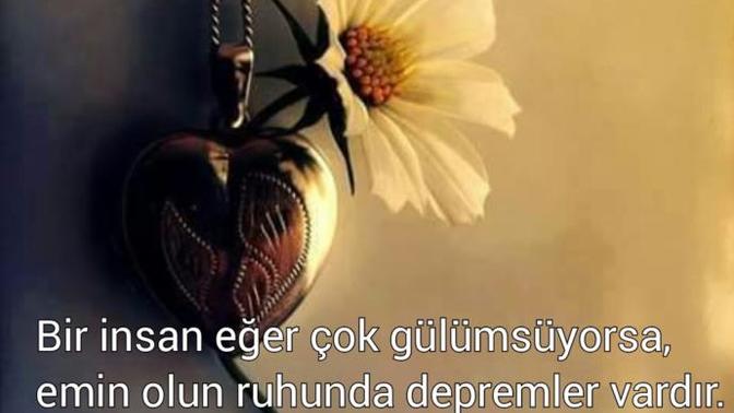 Çok gülümseyen insanların ruhunda depremler mi vardır?