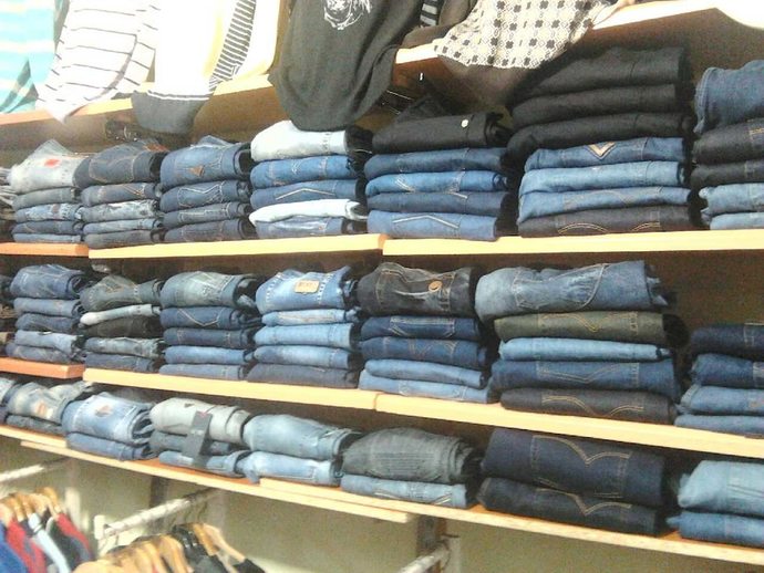 Kot pantolon çeker mi?