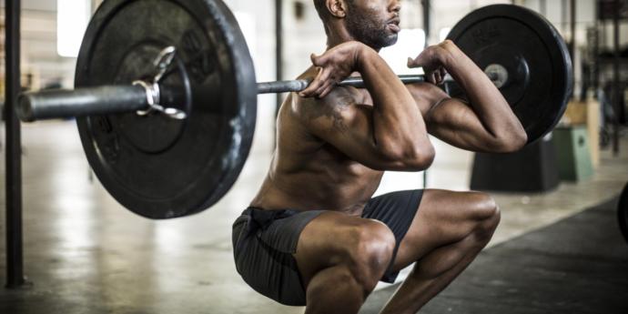 Squat nedir, nasıl yapılır ve faydaları nelerdir? Squat hakkında doğru bilinen yanlışlar?