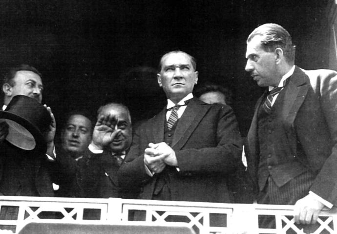 Atatürk'ün saklanmak istenen Solcu ve Devrimci sözleri hakkında ne düşünüyorsunuz?