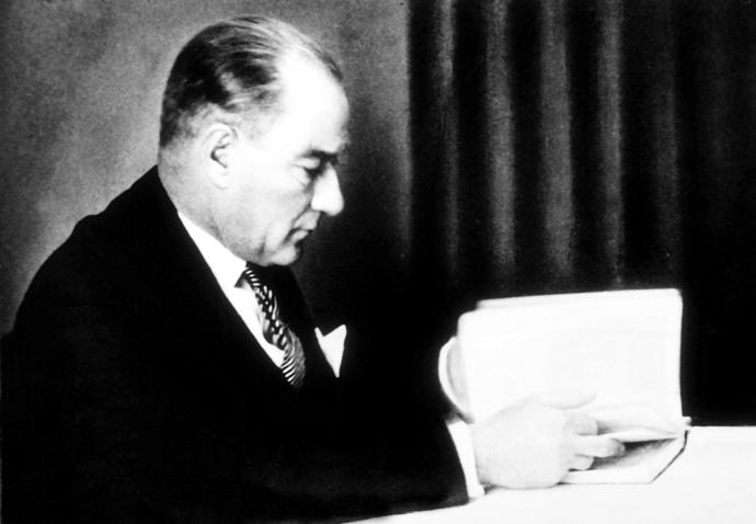 Atatürk'ün saklanmak istenen Solcu ve Devrimci sözleri hakkında ne düşünüyorsunuz?
