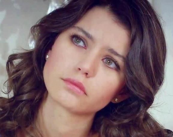 Sarışın kızlarmı? Yoksa Esmer kızlarmı?