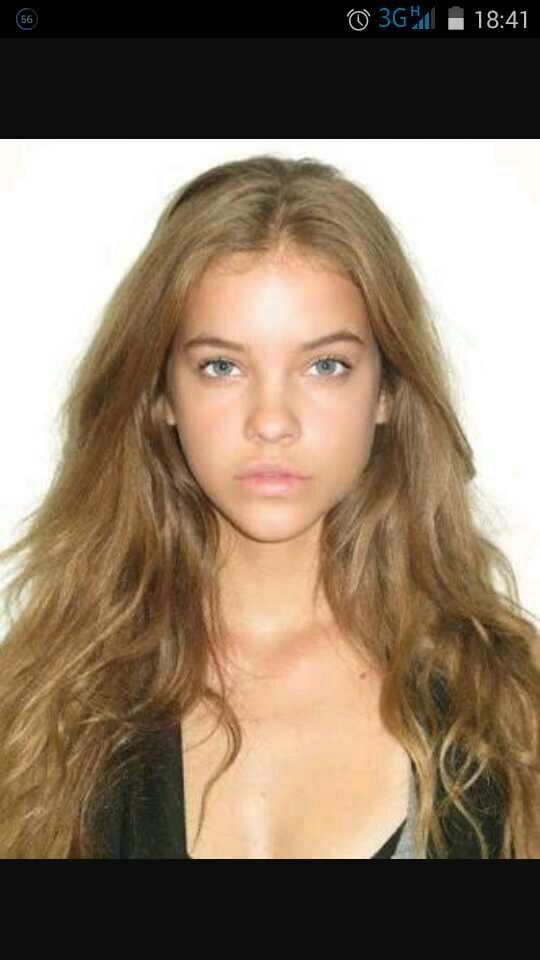 Barbara Palvin DÜNYANIN EN GÜZEL KIZI DEĞİL Mİ SİZCE?