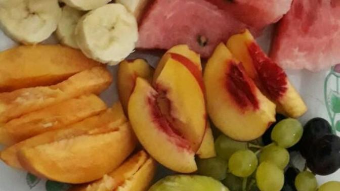 Bana icine sevgi katarak meyve tabağı hazırlayıp sonrada elleriyle yedirecek bir koca bulma olasılığım çok mu düşük?