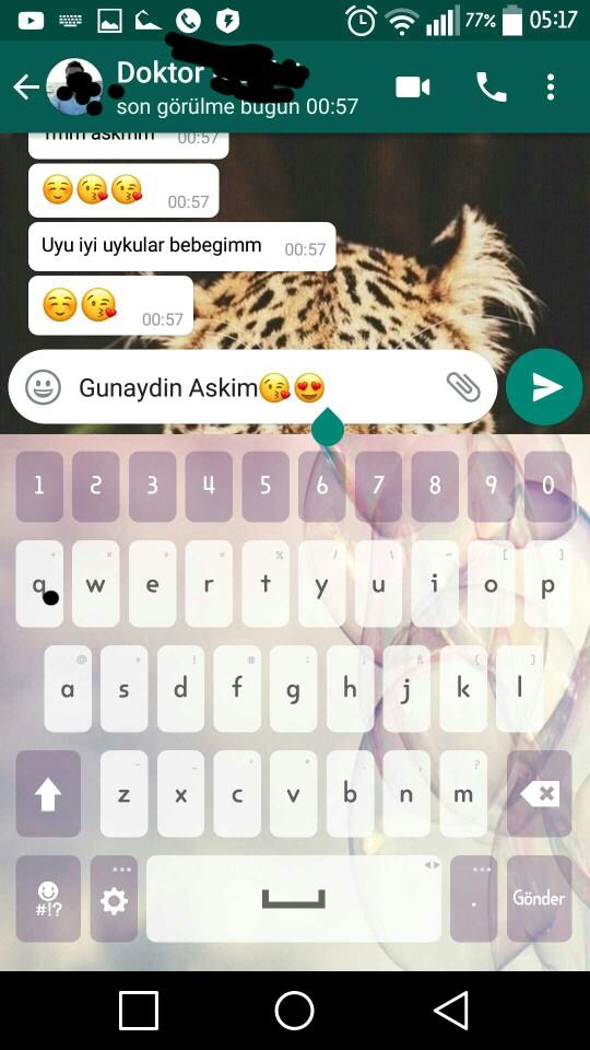 Sizcede dunyanin en tatli sevgilisi degilmi ??