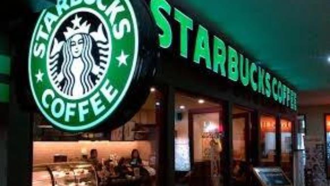 Starbucks ta Takılan Özellikle Bayanlar, Neden Masanın üzerine ayaklarını uzatmalar vb hareketler sergiler?