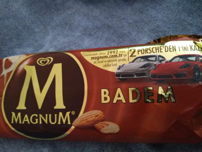 Magnum'dan hiç Porsche çıkanını görüp/duydunuz mu?
