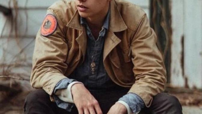 Cole Sprouse hakında düşünceleriniz neler?