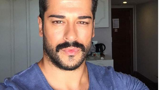 Burak Özçivit Sakalını Boyuyor Mu Acaba?