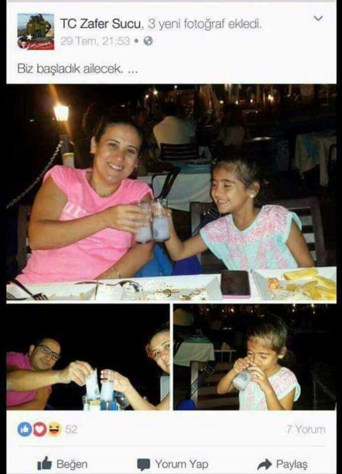 bu resimde annesi ve babası küçücük kız çocuğuna rakı içiriyor birde marifetmiş gibi paylaşıyor yazık?
