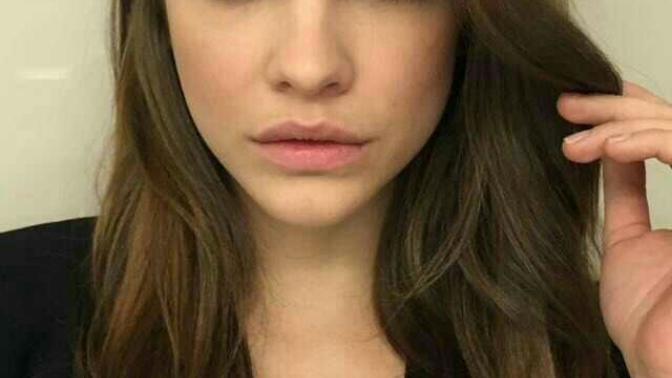 Bu kadınların hangileri Barbara Palvin'den güzel?