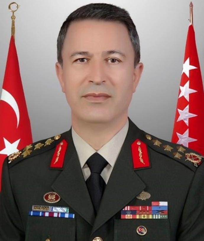 Genelkurmay Başkanı'mız sizce de çok karizma değil mi?