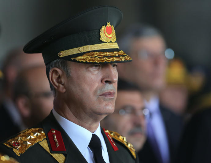 Genelkurmay Başkanı'mız sizce de çok karizma değil mi?