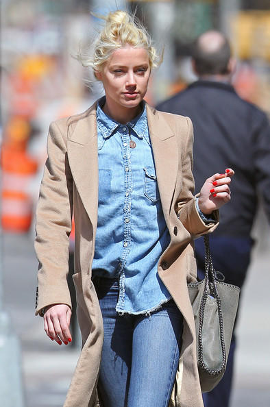 Amber Heard Dünyanın En Güzel Kadını, Olabilir Mı?