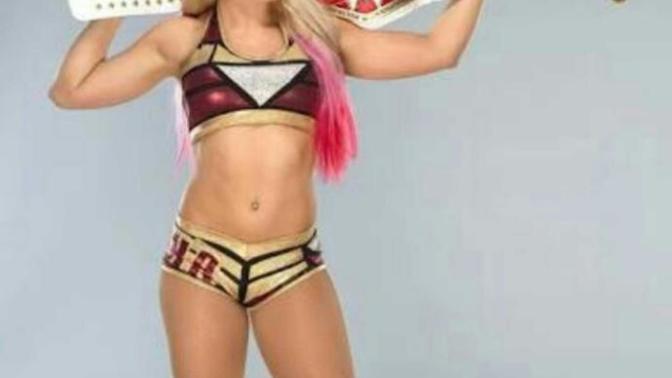 En sevdiginiz kadin wwe karakteri kim?