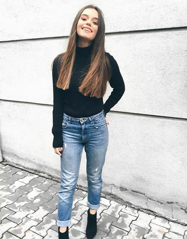 Eveet! Bugün 8 Ağustos Dünya Zayıf Kadınlar Günü! Peki sizin fiziğini beğendiğiniz en güzel kadın kim?
