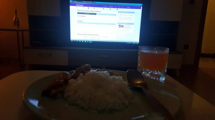 Kızlar pilav yapmak zor mu ?