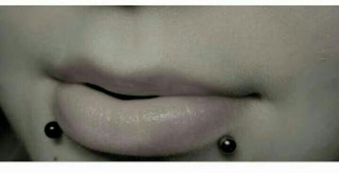 Dudağıma Snake Bite Piercing Yaptırdım Sizce Nasıl??