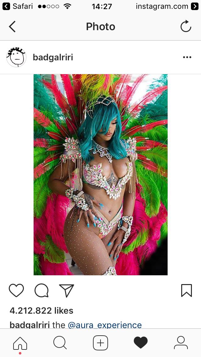 Rihanna'nın gerçek halini gördünüz mü?