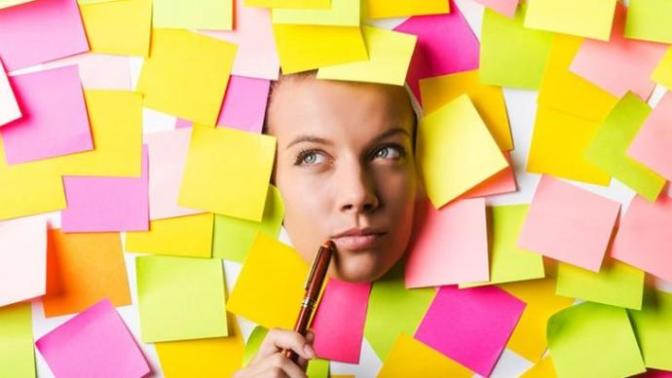 Kadınların en çok etkilendikleri jest: Post-it'lere yazılan minik notlar! İlişkilerinizde jestler yapar mısınız?