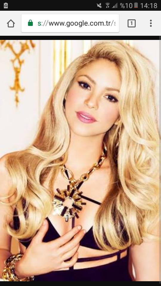 Aranızda shakira' ya aşık olan varmı?