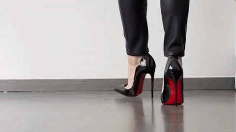 Erkeklerin stilettoyu bu kadar beğenmesinin sebebi nedir?