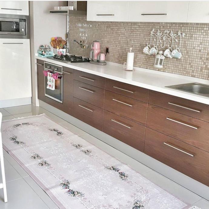 Annemin evine yeni mutfak dolabı yaptıracağız, bunlardan hangisi güzel ya da önerebileceğiniz renk var mı?