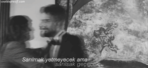 Sevgilimi sürekli özlüyorum, ondan kopmak istemiyorum. Aşkımı nasıl daha da fazla belli edebilirim?