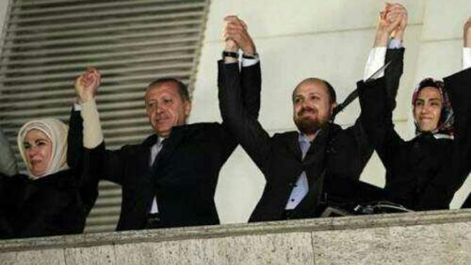 Recep Tayyip Erdoğan neden çok zengin ve aileisini makamlara yerleştiriyor?
