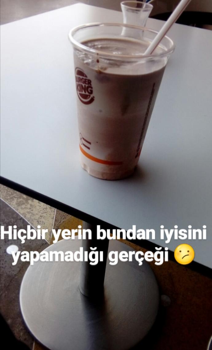 Sevgilimle Milkshake içmek istiyorum ama bilin bakalım ne eksik 😕😕😕?