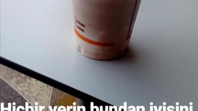 Sevgilimle Milkshake içmek istiyorum ama bilin bakalım ne eksik?