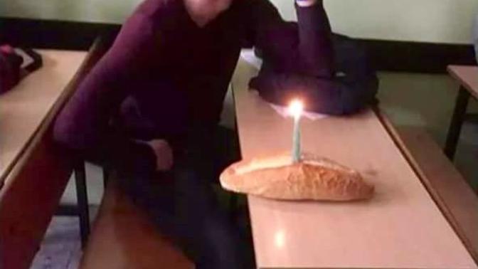 Hayatınızda sizi her koşulda yalnız bırakmayan insanlar var ya bugün onlari mutlu etmek günü olsun?