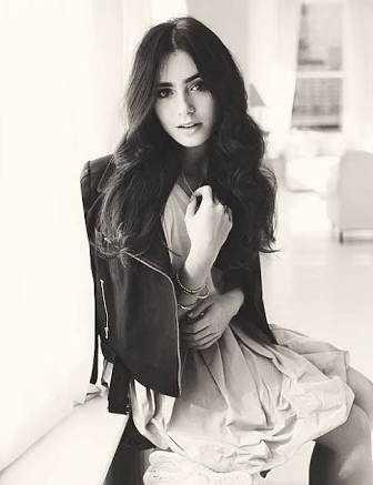 Lily Collins'i Nasıl Buluyonuz??