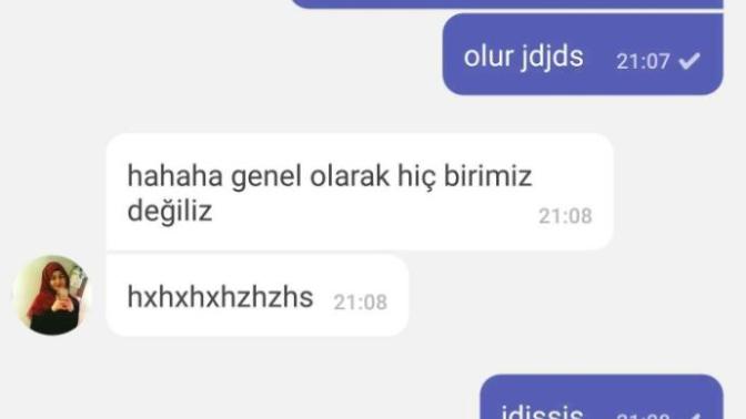 C2 me de kizlar niye böyle yapıyor?