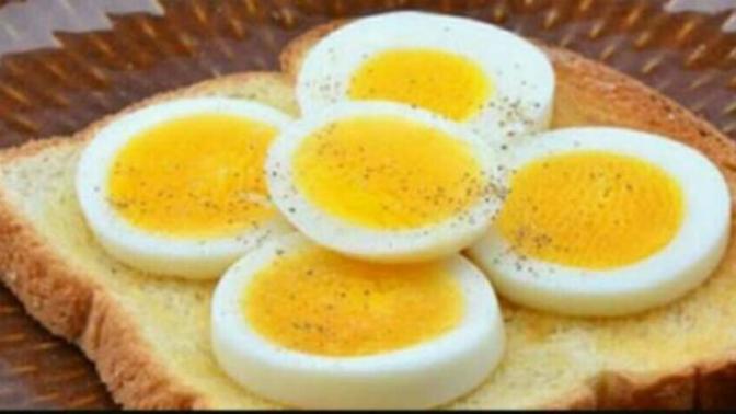 Günde 2 haşlanmış yumurta yemeye başladığınızda vücudunuzda ne gibi değişiklikler olduğunu biliyor muydunuz?