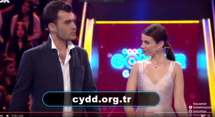Başak Parlak(Esin Uçar), Özgürcan Çeviğe (Şevkat Yerimdar) ' a karşı bir şeyler mi hissediyor sizce?
