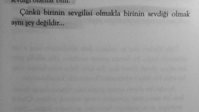Aşk dillere sakız olmuş, gercek sevginin anlamını bilen kalmadı.. sizcede öyle değilmi? Herkes sadece sevgili derdinde?