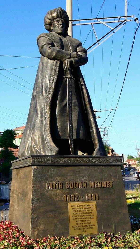 Atatürk'ün heykellerine put diyenler, Atatürk'ün heykelleri putsa bunlar ne?