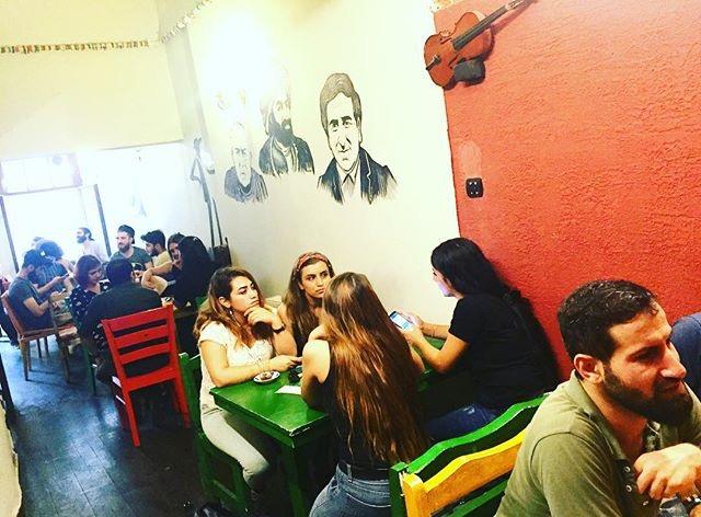 Sizce bu cafe nasıl güzel mi 😊😊😊 Mirkût Cafe Taksimde😊 Görselli ?