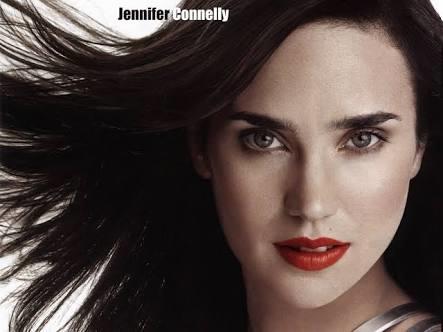 Tam 46 yaşında ve 3 çocuk annesi! Yaşlılığınızda Jennifer Connelly gibi bir fiziğe sahip olmak için çabalar mısınız? 
