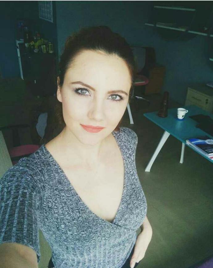Vibio daki kız sizce güzel mi??