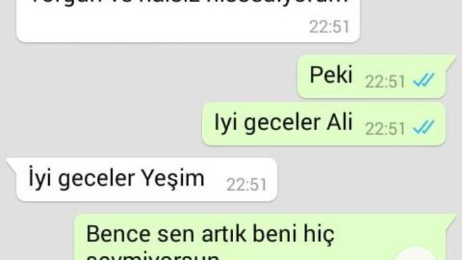 Beni seviyor mu sizce o yüzden mi böyle?