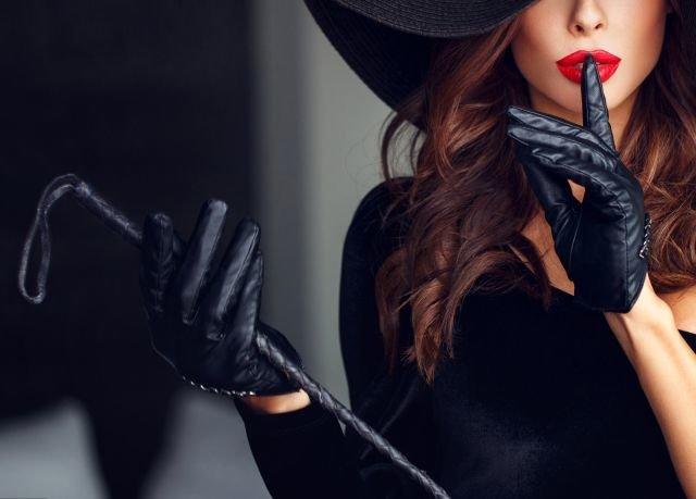 Dominant mı yoksa itaatkar mısınız? Size göre ilişkide kontrol kimde olmalı?