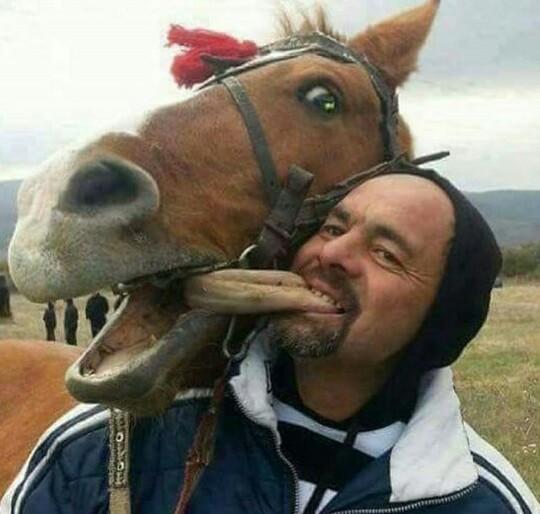 Neden dilimizi yanlışlıkla ısırınca çok acıyorda bilerek ısırınca hiç acımıyor?