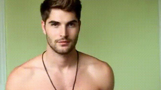 Kızlar, Nick Bateman'ın tipine 10 üzerinden puan verseniz bu sayı kaç olur?