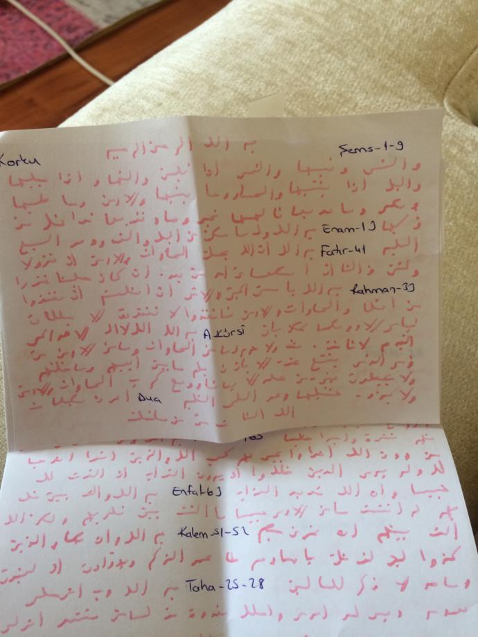 Arkadaşlar Salih memişoğlu isimli hocaya gittim bugün iki tane hocanın aynısı da iki tane büyü varsende dedi bana birşeyler yazdı?